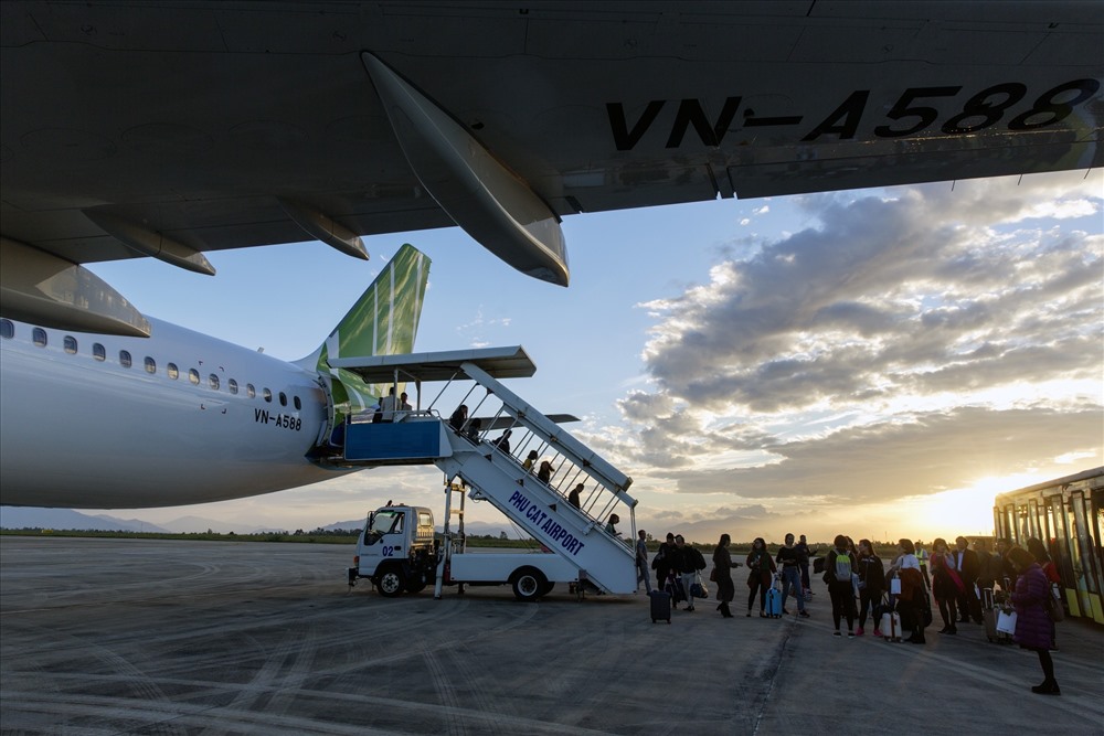 Song hành với hoạt động khai thác thương mại ấn tượng, điểm sáng trong một năm ra mắt của Bamboo Airways chính là dấu ấn đậm nét trong hoạt động vì cộng đồng, xã hội. Ảnh: FLC