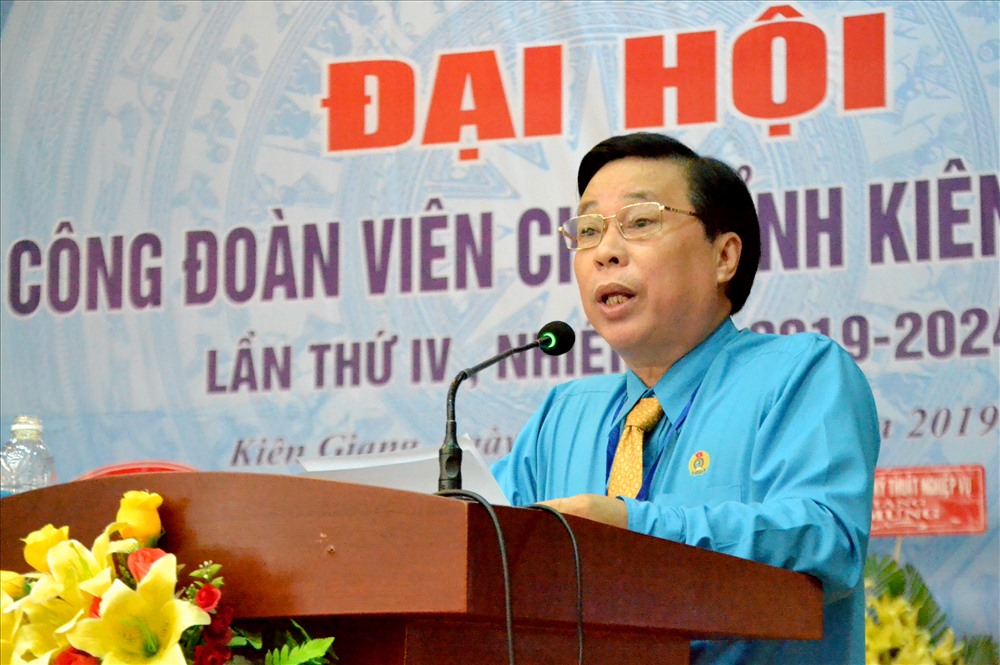 Ông Trần Văn Việt phát biểu chỉ đạo đại hội. Ảnh: LT