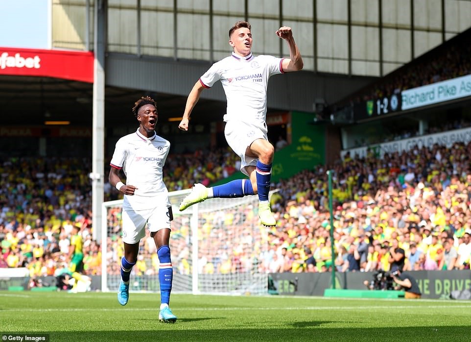 Mason Mount  tiếp tục gây ấn tượng trong màu áo Chelsea. Ảnh: Getty