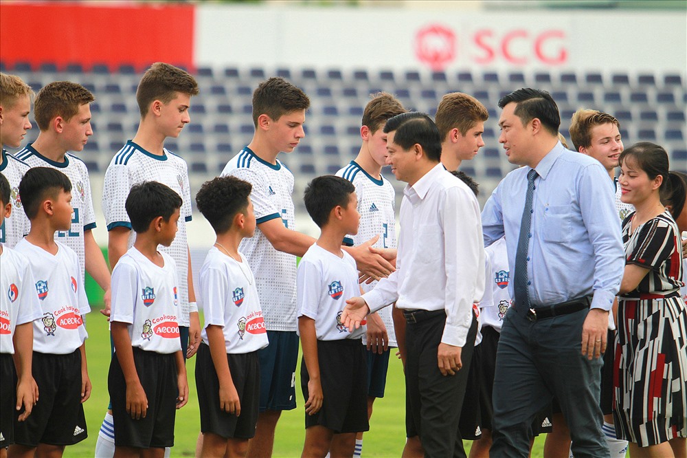 Lễ khai mạc giải bóng đá nam U15 Quốc tế  2019 diễn ra chiều 26.8. Ảnh: VFF