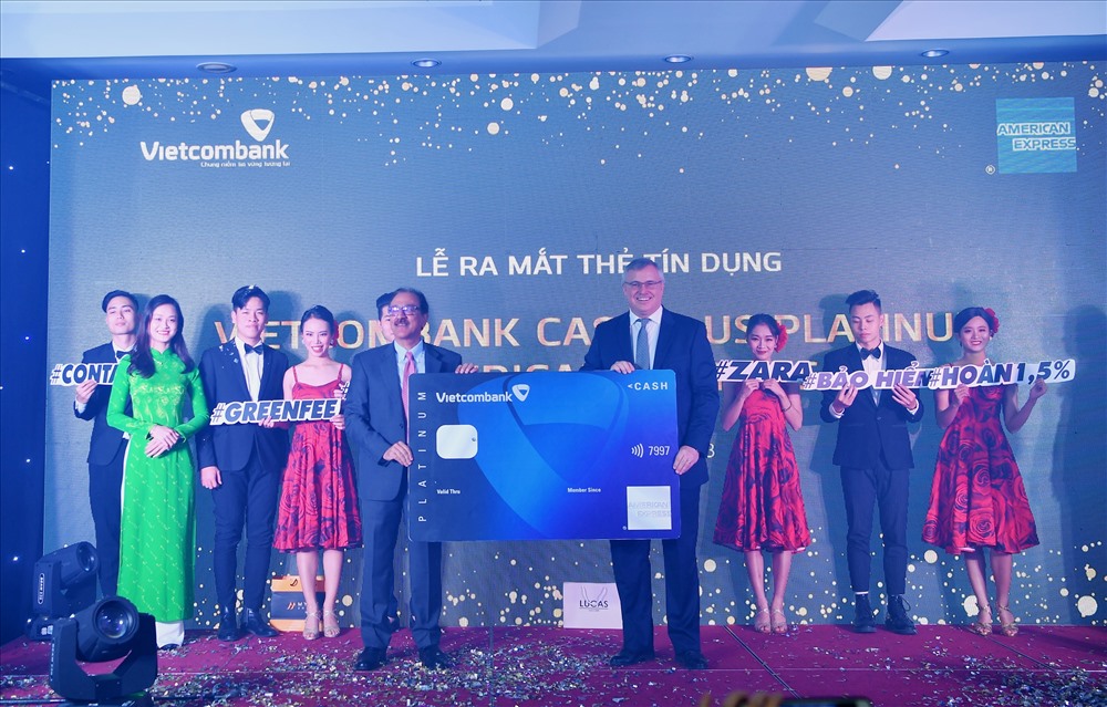 Lễ ra mắt Thẻ Vietcombank Amex Cashplus Platinum. Ảnh: VCB