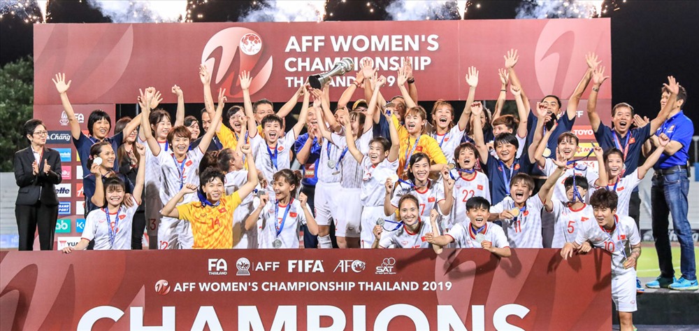 Tuyển nữ Việt Nam soán ngôi Thái Lan để lần thứ 3 đăng quang giải Đông Nam Á. Ảnh: AFC