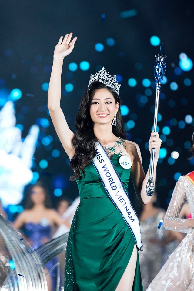 Hoa hậu Lương Thuỳ Linh từng bị ba mẹ ngăn cản khi tham gia cuộc thi. Ảnh: MWVN.