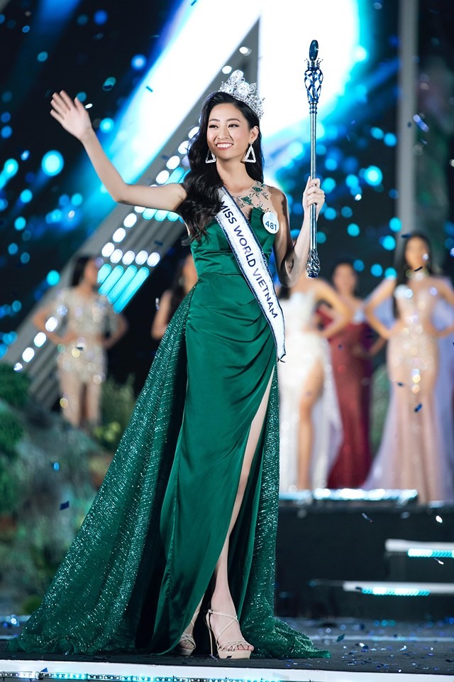 Hoa hậu Lương Thùy Linh chinh phục Ban giám khảo và người hâm mộ với phần thi ứng xử xuất sắc. Ảnh: MWVN.