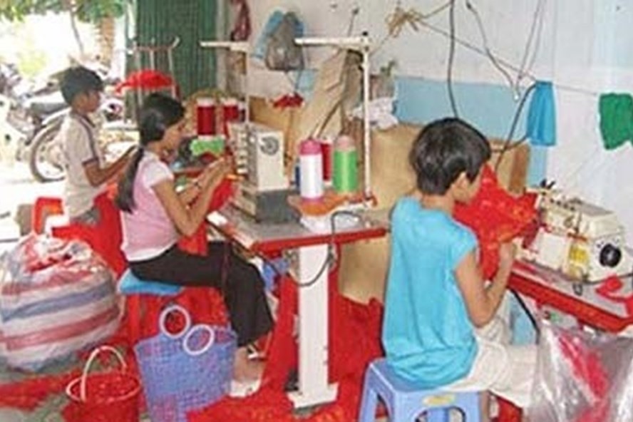 Nhiều nơi vẫn sử dụng lao động trẻ em do giá rẻ.