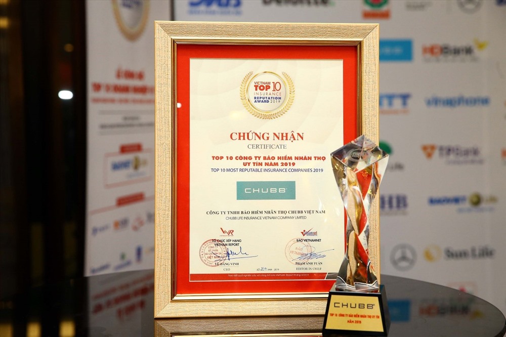 Đây là năm thứ tư liên tiếp Chubb Life Việt Nam có tên trong bảng xếp hạng Top 10 công ty bảo hiểm nhân thọ uy tín.