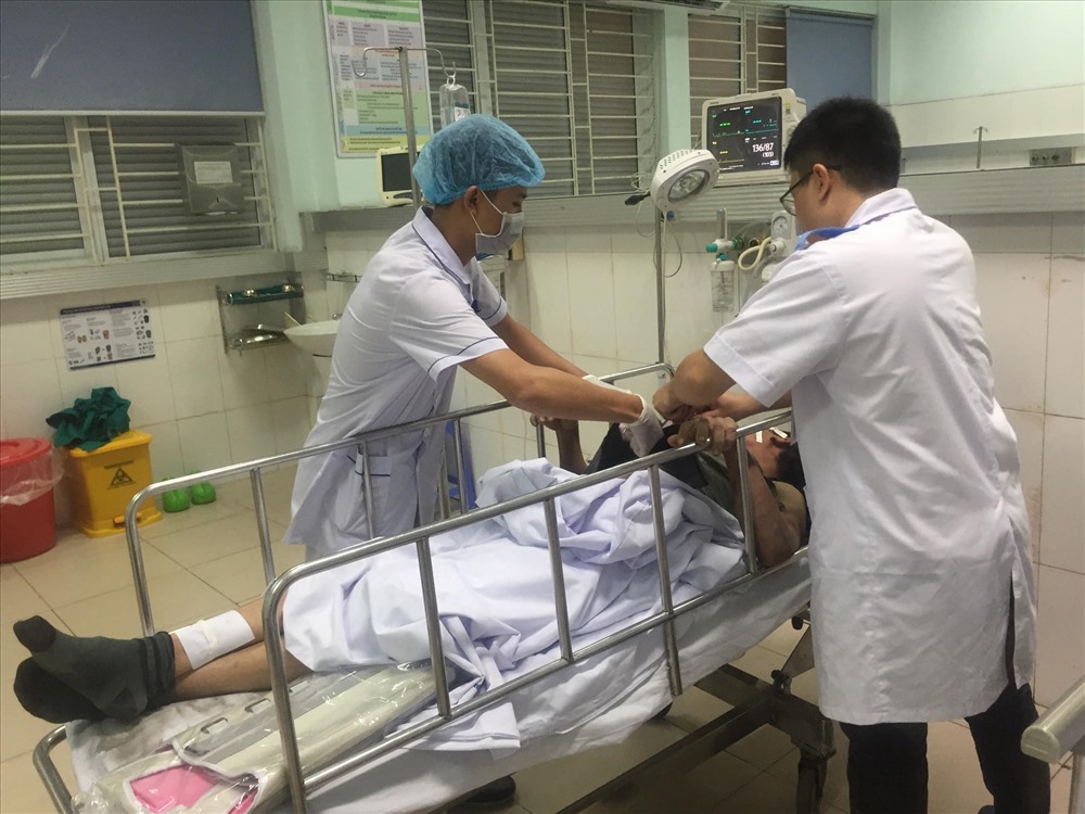 Các nạn nhân được cấp cứu tại Bệnh viện Hữu Nghị Việt Tiêp (Hải Phòng). Ảnh HH