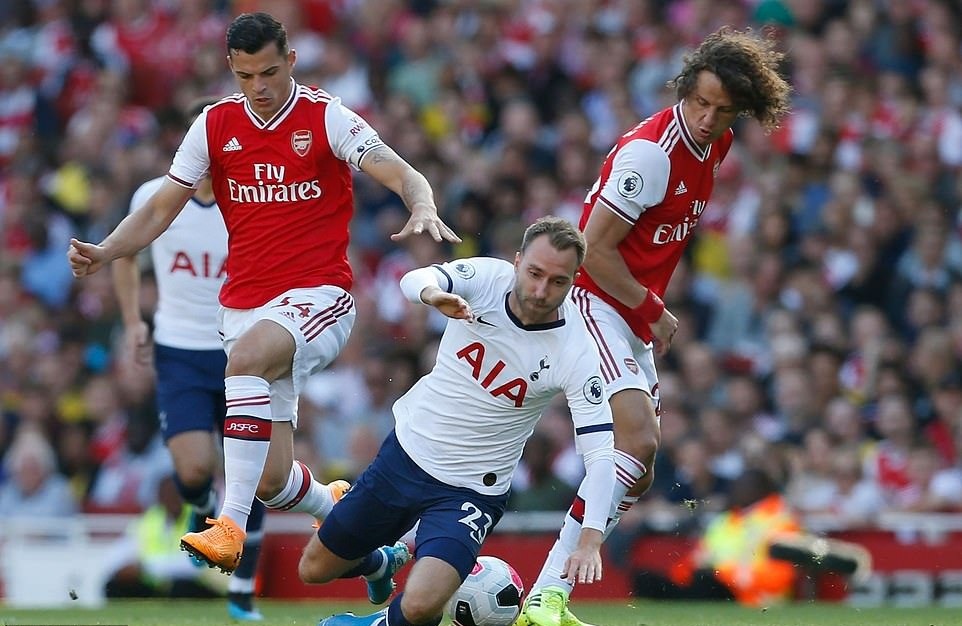 Eriksen (số 23) là trụ cột của hàng tiền vệ Tottenham những mùa gần đây. Ảnh: Getty Images.
