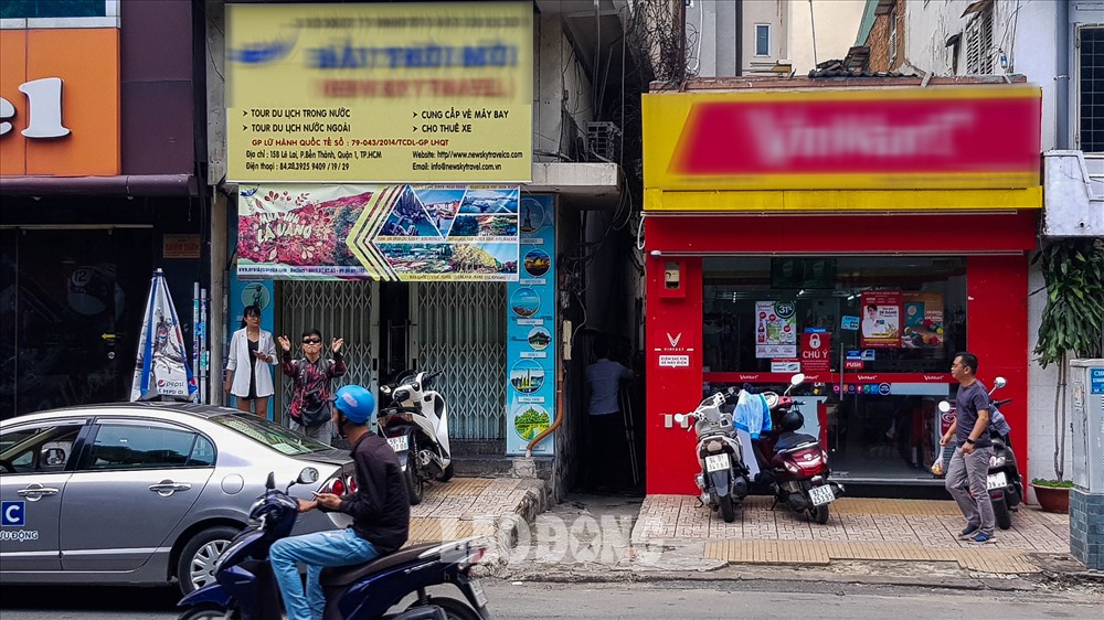 Tại thành phố Hồ Chí Minh, có những con hẻm siêu nhỏ chỉ một người qua lọt.