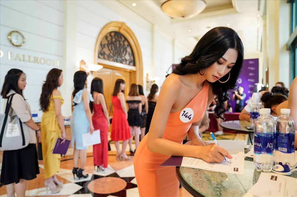 Cô vốn đã quen mặt với khán giả qua những cuộc thi người mẫu, Miss World Việt Nam 2019. Ảnh: Tô Thanh Tân.