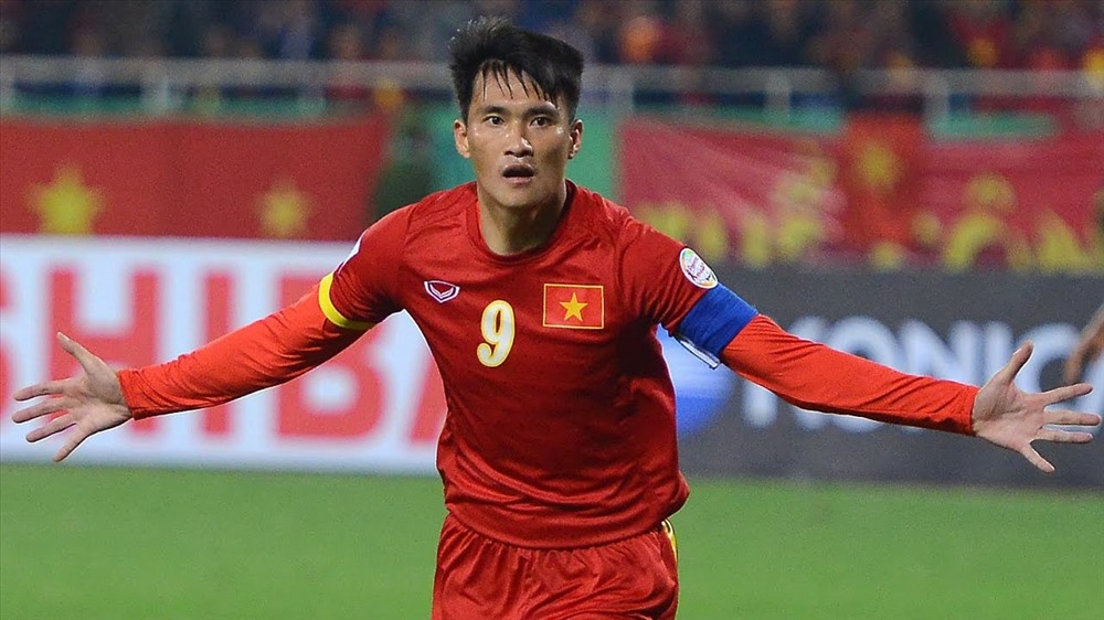Dù là cầu thủ lớn của bóng đá Việt Nam nhưng Công Vinh phải rất chật vật khẳng định mình ở châu Âu. (Ảnh: Internet)