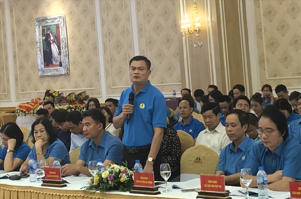 Đại biểu Công đoàn Khu công nghiệp và chế xuất Hà Nội tham gia ý kiến tại hội thảo. Ảnh BH
