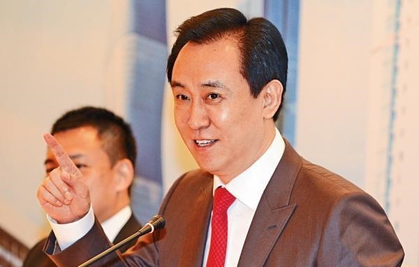 Hui Ka Yan là chủ tịch công ty địa ốc China Evergrande Group. Ông được biết đến là một tỉ phú tích cực làm từ thiện với nhiều đóng góp cho giáo dục, văn hóa, thể thao, đời sống. Ảnh: ST