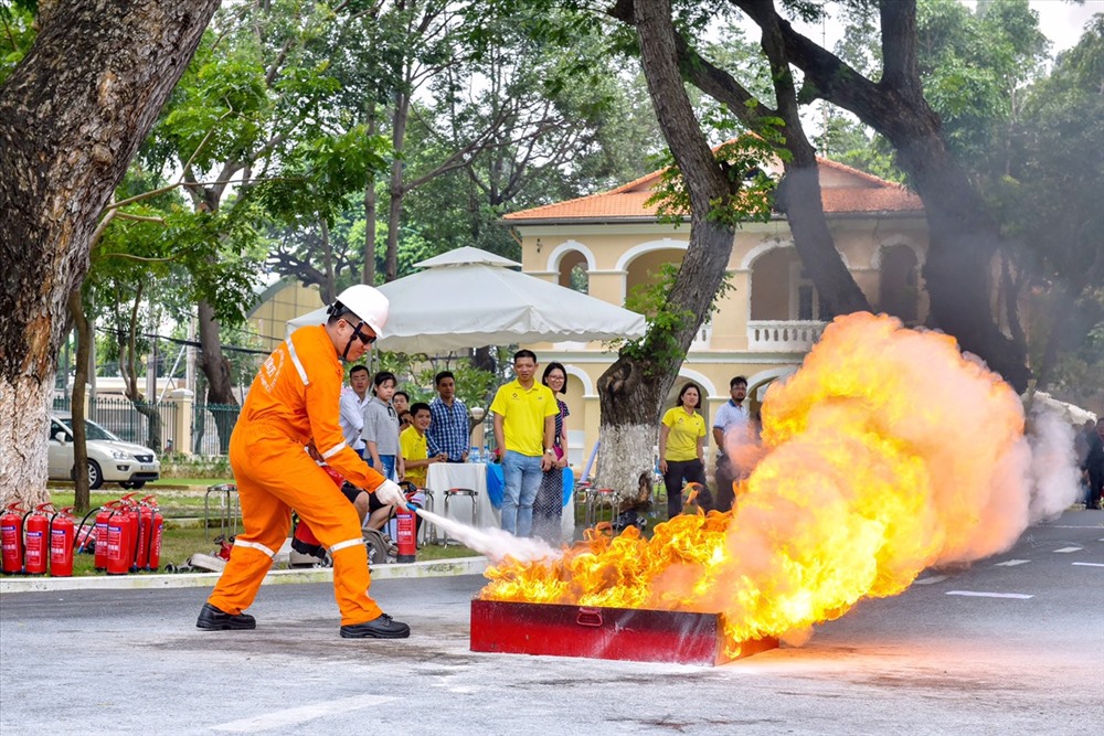 Thực hành phòng cháy chữa cháy