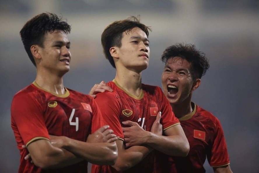 Hoàng Đức (giữa) là một trong những nhân tố được kỳ vọng của U23 Việt Nam. Ảnh: Sơn Tùng