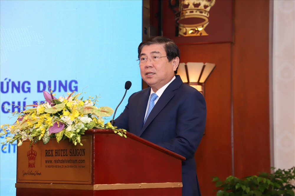 Ông Nguyễn Thành Phong, Chủ tịch UBND TPHCM phát biểu tại hội thảo.