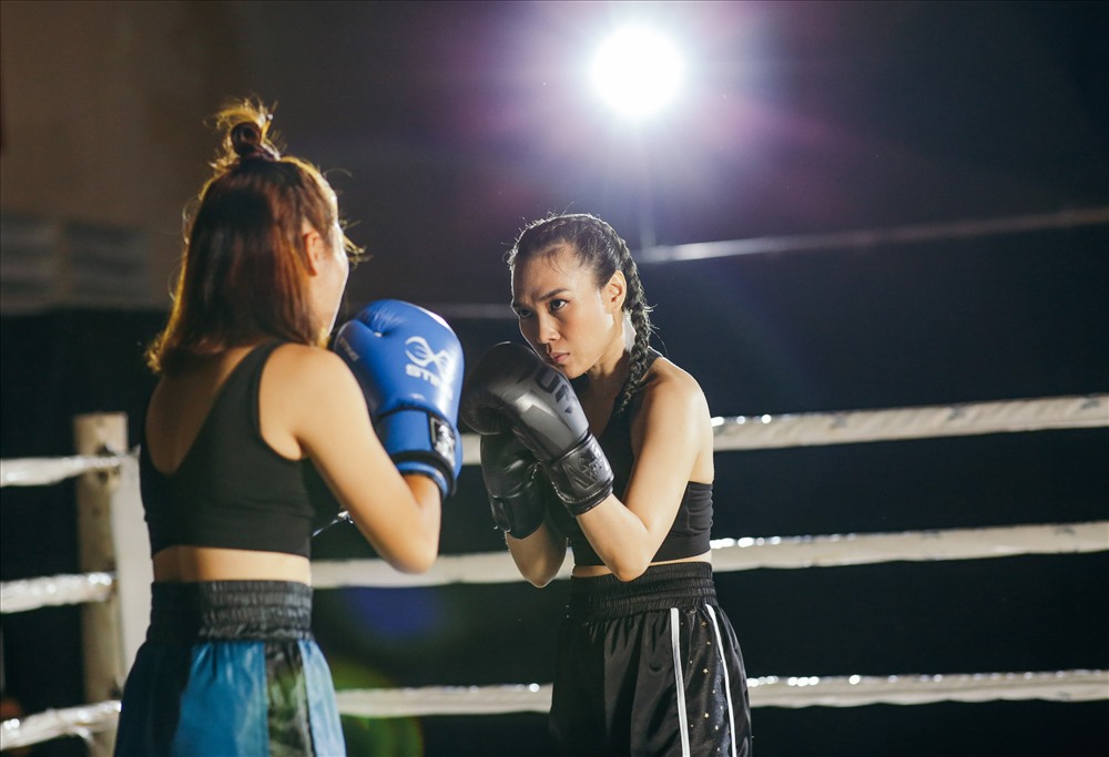 Để hoá thân vào vai nữ boxing, Mỹ Tâm đã phải tập luyện bộ môn này khá vất vả.