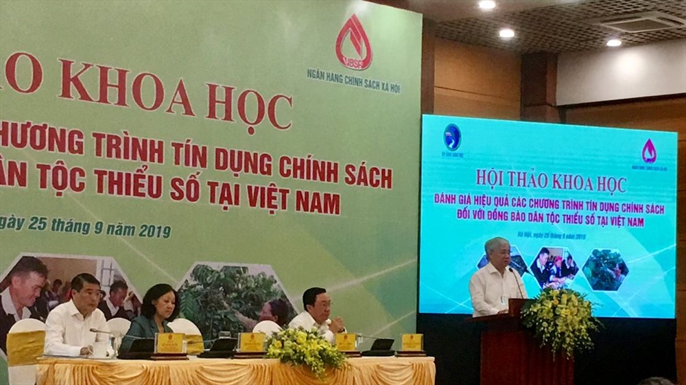 Hội thảo khoa học “Đánh giá hiệu quả các chương trình tín dụng chính sách đối với đồng bào dân tộc thiểu số tại Việt Nam”. Ảnh NL