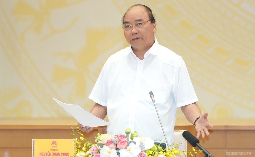 Thủ tướng Nguyễn Xuân Phúc phát biểu kết luận tại Hội nghị trực tuyến toàn quốc về thúc đẩy phân bổ và giải ngân vốn đầu tư công năm 2019. Ảnh: VGP