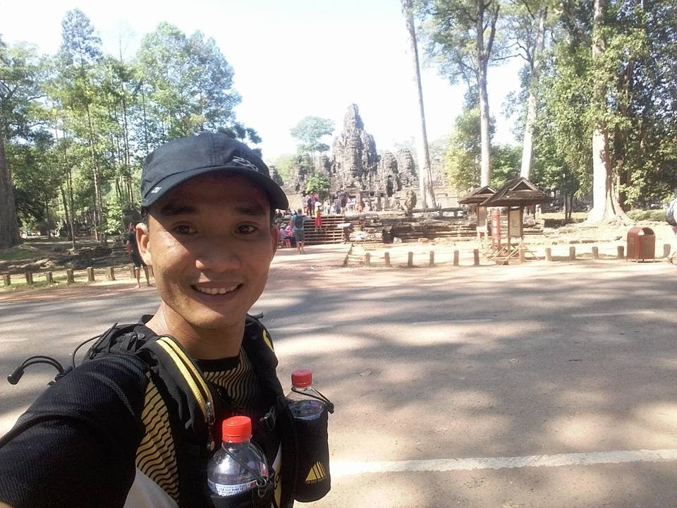 Duy Quang ở giải chạy Angkor 128km