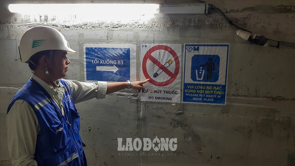 Dưới hầm nhà ga có quy định nghiêm ngặt nhằm đảm bảo an toàn lao động, giữ vệ sinh chung