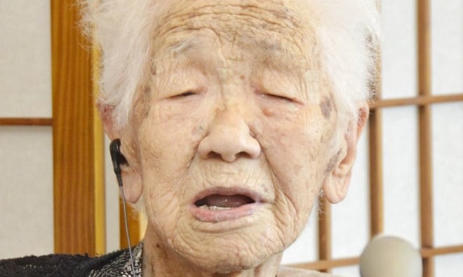 Chân dung cụ bà cao tuổi nhất thế giới. Ảnh: AP