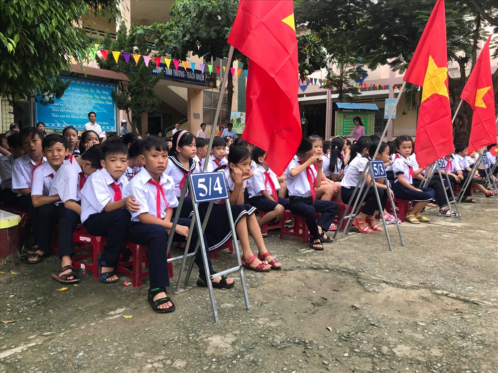 Học sinh trường tiểu học Hòa Liên (xã Hòa Liên, huyện Hòa Vang, TP Đà Nẵng) bắt đầu bước vào năm học mới. ảnh: H.Vinh