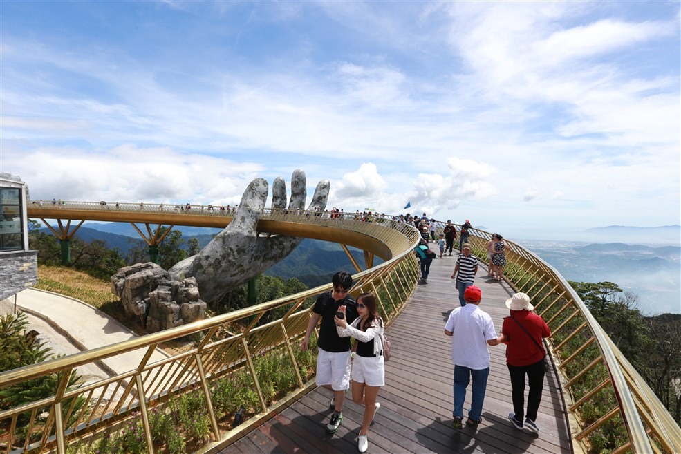 Cầu Vàng Sun World Ba Na Hills