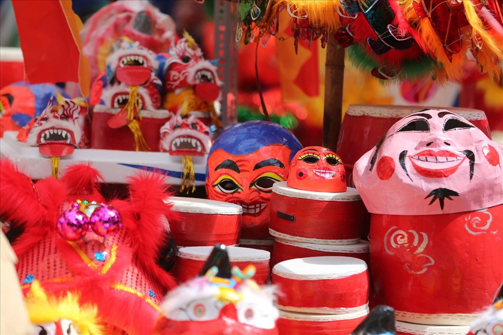 Đồ chơi truyền thống lấy lại "chỗ đứng" trên phố Hàng Mã mùa Trung thu