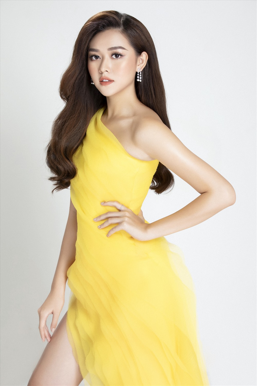 Vừa qua, thông tin về việc Á hậu Tường San chính thức trở thành đại diện Việt Nam tại cuộc thi Hoa hậu Quốc Tế - Miss International 2019 được công bố nhận được sự ủng hộ đông đảo của khán giả trong nước và cả quốc tế. Ảnh: Lê Thiện Viễn.