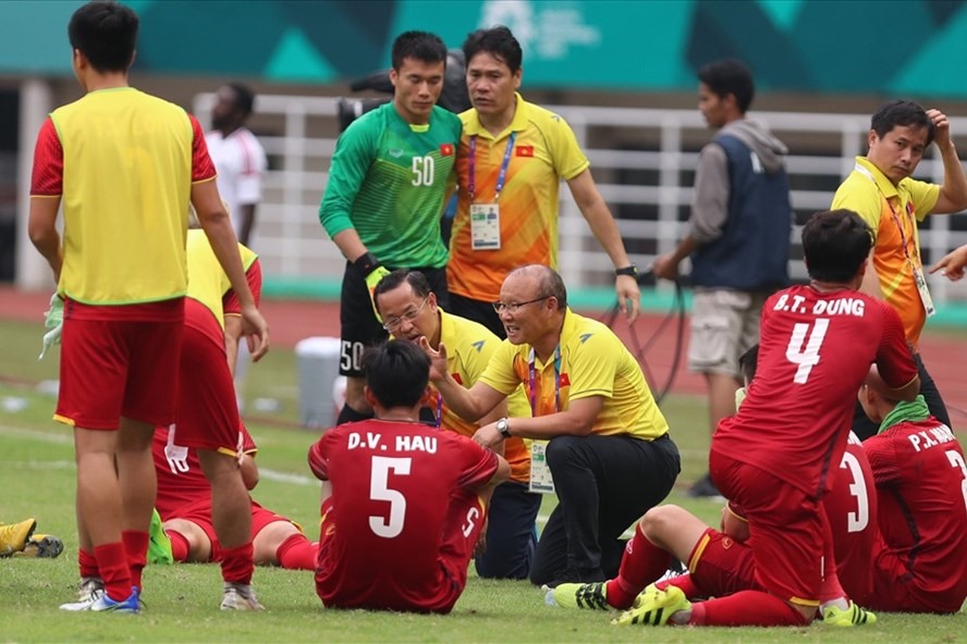 Huấn luyện viên Park Hang-seo từng nhiều lần dẫn dắt các đội tuyển Việt Nam đối đầu với bóng đá UAE. Ảnh: Đ.Đ