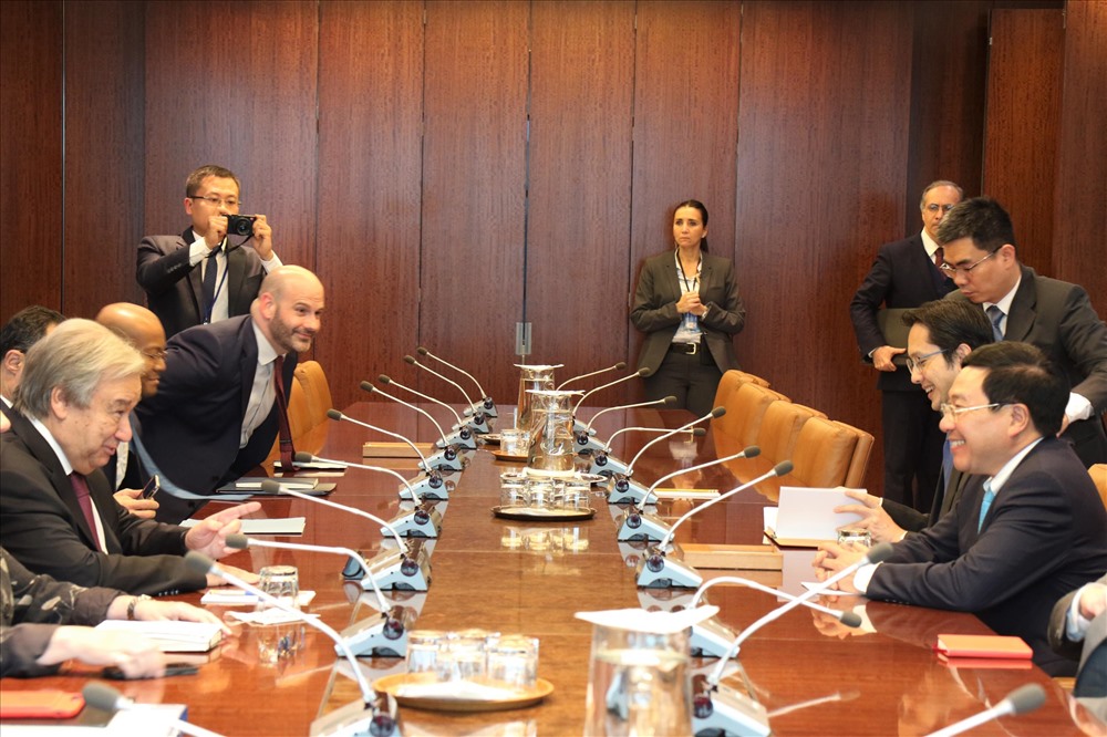 Hình ảnh tại cuộc gặp Tổng thư ký Liên Hợp Quốc Antonio Guterres. Ảnh: BNG.