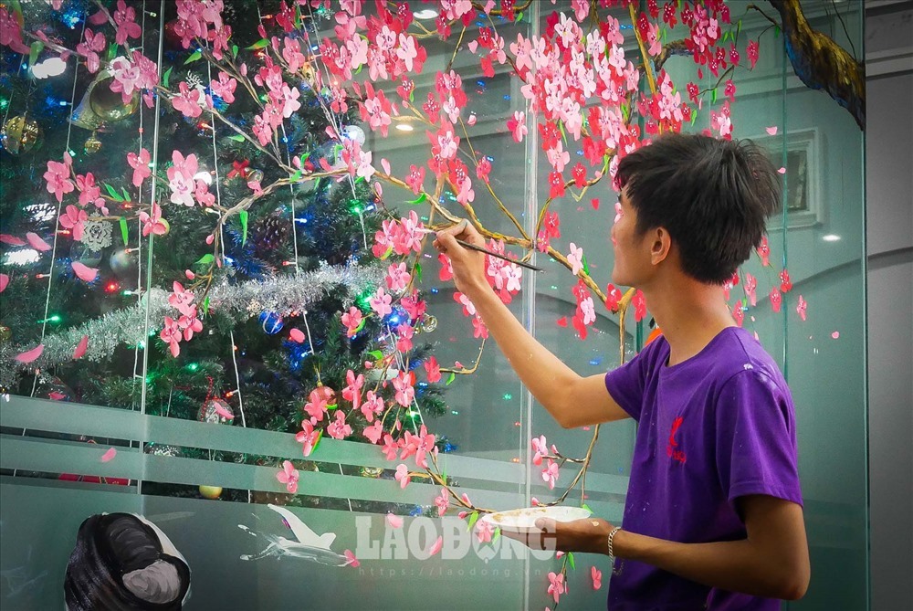 Tết là dịp để trang hoàng nhà cửa, tạo nên một không gian ấm áp và lung linh. Bạn muốn trang trí nhà đẹp và ấn tượng hơn mà không tốn quá nhiều chi phí và thời gian? Hãy xem hình ảnh trang trí nhà đẹp ngày tết của chúng tôi, bạn sẽ được khám phá những ý tưởng và phong cách trang trí mới nhất.