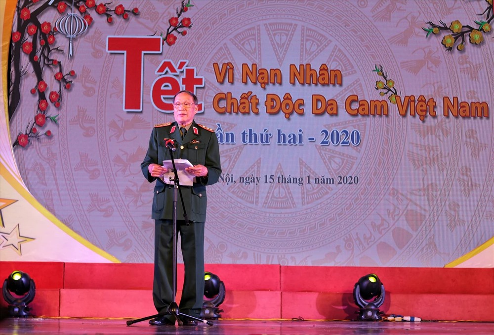 Thượng tướng Nguyễn Văn Rinh, Chủ tịch Hội nạn nhân chất độc màu da cam/ đioxin Việt Nam phát biểu tại chương trình.