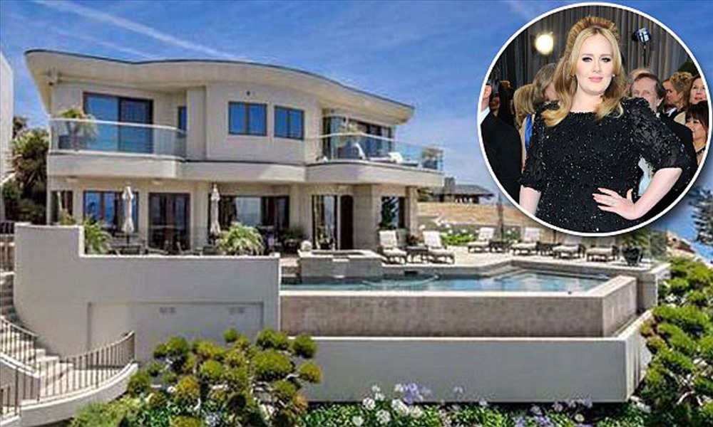 In 2015, the British singer bought a resort villa in the coastal city of Malibu (California, USA) with an area of ​​more than 350 square meters and a view of the ocean. Photo: Daily Mail