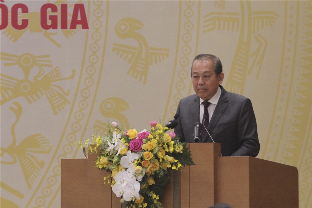 Phó Thủ tướng Thường trực Chính phủ Trương Hòa Bình phát biểu tại Hội nghị. Ảnh T.Vương