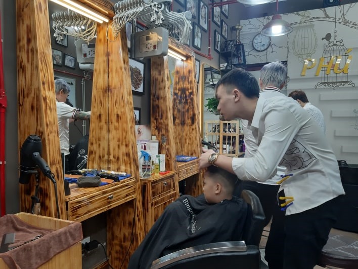 Top 10 Tiệm cắt tóc nam đẹp nhất quận Cầu Giấy Hà Nội  Toplistvn