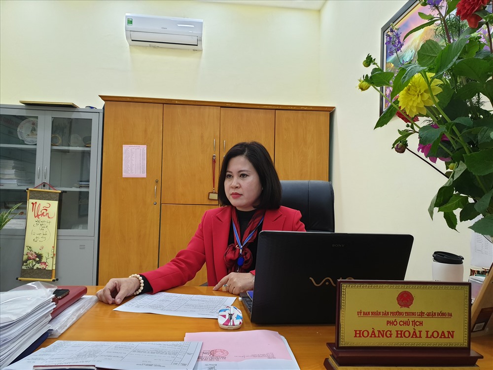 Bà Hoàng Hoài Loan - Phó Chủ tịch UBND phường Trung Liệt (Đống Đa, Hà Nội). Ảnh: Tùng Giang.