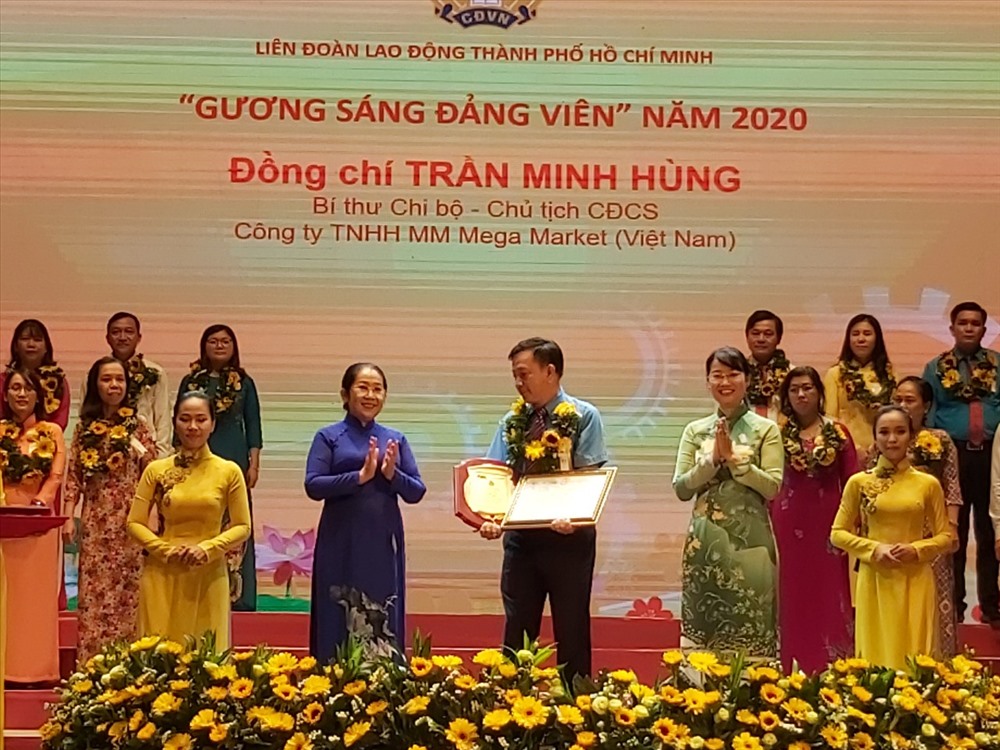 Ông Trần Minh Hùng được LĐLĐ TP.Hồ Chí Minh chọn là một trong 90 “Gương sáng đảng viên” năm 2020. Ảnh Nam Dương