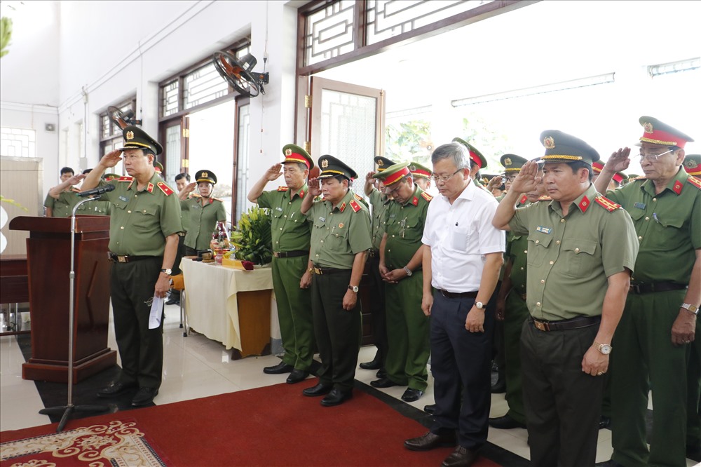 Lễ truy điệu vào trưa mùng một Tết cho sự ra đi của Đại úy Nguyễn Thanh Hải