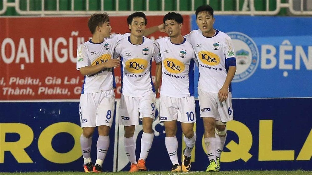 Lứa cầu thủ của Văn Toàn xứng đáng giành được huy chương tại V.League. Ảnh: Goal Vietnam.