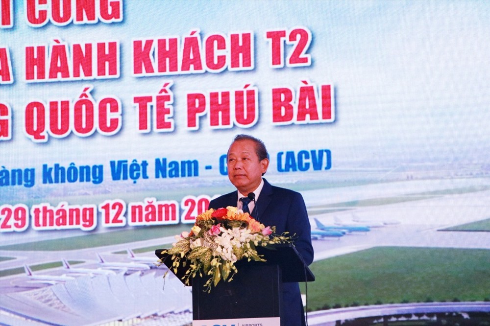 Phó Thủ tướng thường trực Trương Hoà Bình đánh giá cao sự phát triển của ngành hàng không.