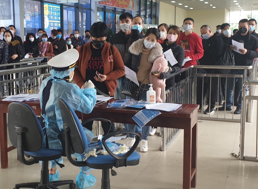 Quảng Nin chỉ thị tăng cường kiểm soát dịch virut corona chặt chẽ ngay tại các cửa khẩu biên giới giáp với phía Trung Quốc trong nhiều ngày nay. Ảnh: Nguyễn Hùng