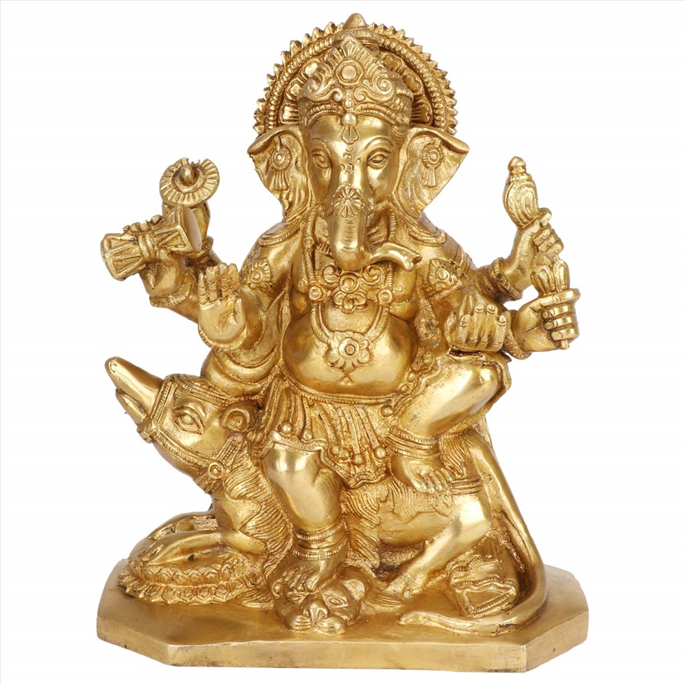 Tạo hình thần Ganesha và chuột Mooshika.