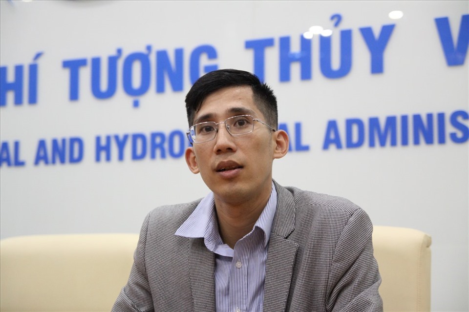Ông Trần Quang Năng, Trưởng phòng Dự báo thời tiết (Trung tâm dự báo Khí tượng Thủy văn Quốc gia).