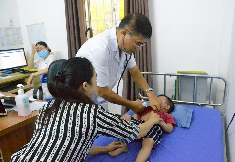 Theo kế hoạch liên kết, Phòng khám Đa khoa 30.4 Phú Quốc sẽ thực hiện việc khám, điều trị bệnh miễn phí cho thiếu nhi trong 10 ngày trong dịp Tết Trung thu 2020. Ảnh: Lục Tùng