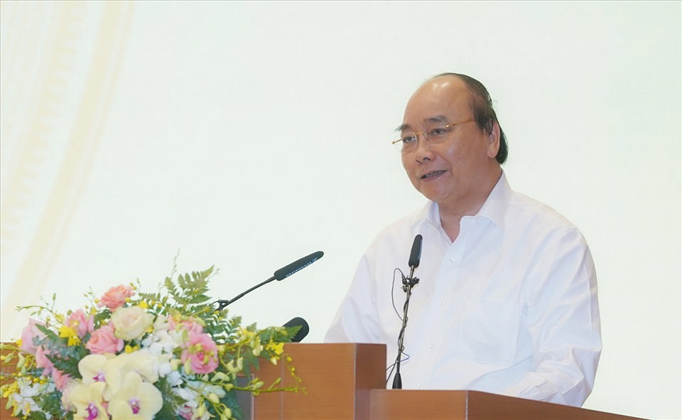 Thủ tướng Nguyễn Xuân Phúc phát biểu tại buổi gặp mặt. - Ảnh: Quang Hiếu