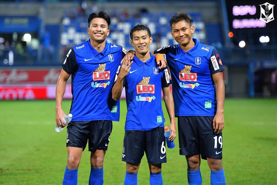 Đội hình Pathum United chẳng khác dream team HAGL khi xưa mà Dusit thi đấu là mấy. Đội hình Pathum tập hợp nhiều tuyển thủ Thái Lan trong đội hình bên cạnh những ngoại binh chất lượng. Ảnh: Pathum United.