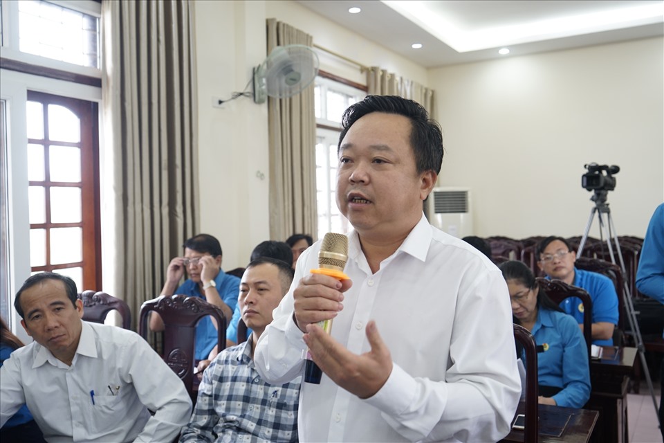 Đồng chí Nguyễn Công Danh – Chủ tịch Công đoàn viên chức Nghệ An đề xuất chọn phương án 1 trong xử lý tài chính công đoàn. Ảnh: QĐ