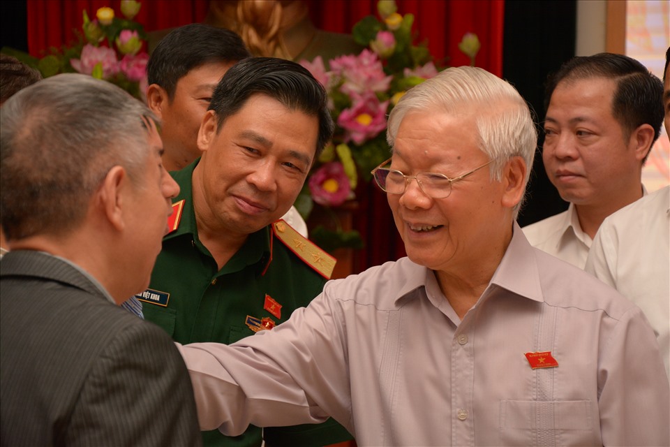 Tổng Bí thư, Chủ tịch Nước Nguyễn Phú Trọng tiếp xúc cử tri tại đơn vị bầu cử số 1. Ảnh T.Vương